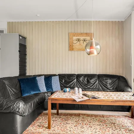 Ferienhaus Gorgeous In With Kitchen Vejby